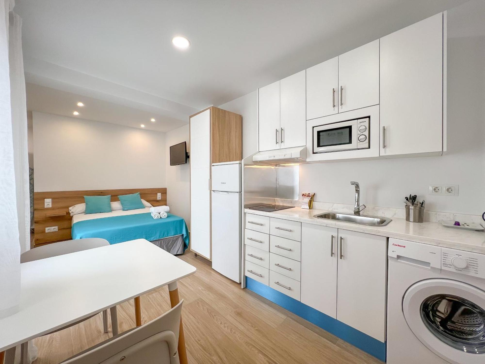 Sunsands Studio 1ºb Playa76 Carihuela Торемолинос Екстериор снимка